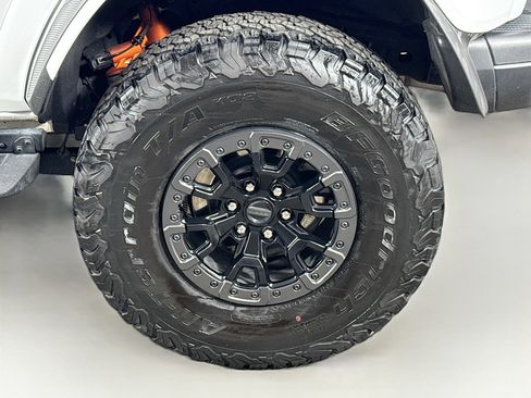 Used 2024 Ford Bronco Raptor AWD/4WD image 9