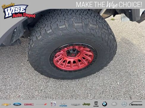 Used 2021 Jeep Wrangler Unlimited Rubicon AWD/4WD image 3