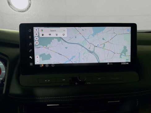 Certified 2025 Nissan Rogue Platinum image 11