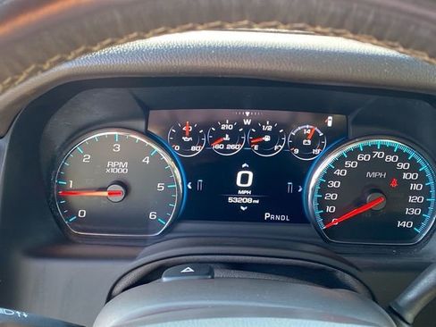 Used 2017 GMC Yukon Denali w/ Open Road Package image 19