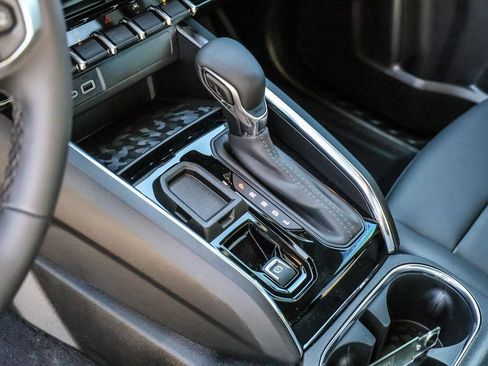 New 2026 GMC Canyon Elevation w/ Convenience Package RWD image 25