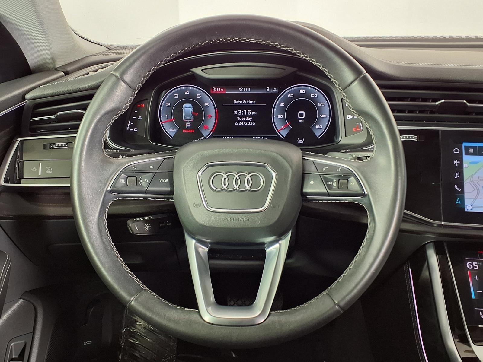 Used 2023 Audi Q8 Prestige AWD/4WD image 28