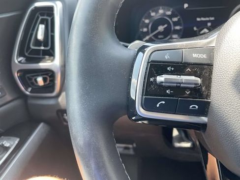 Certified 2023 Kia Sorento SX AWD/4WD image 29