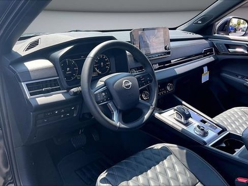 New 2026 Nissan Rogue Platinum AWD/4WD image 7