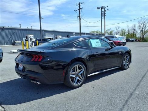 New 2025 Ford Mustang GT image 4