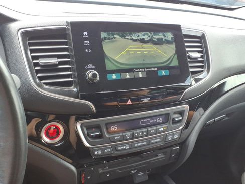Used 2019 Honda Pilot Touring image 21