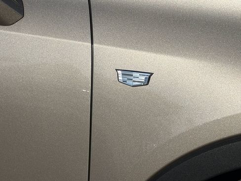 Used 2024 Cadillac XT4 Luxury FWD image 10