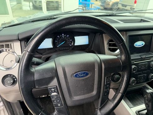 Used 2017 Ford Expedition EL XLT w/ Equipment Group 202A AWD/4WD image 12