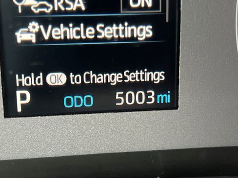 Certified 2025 Toyota Corolla SE image 27