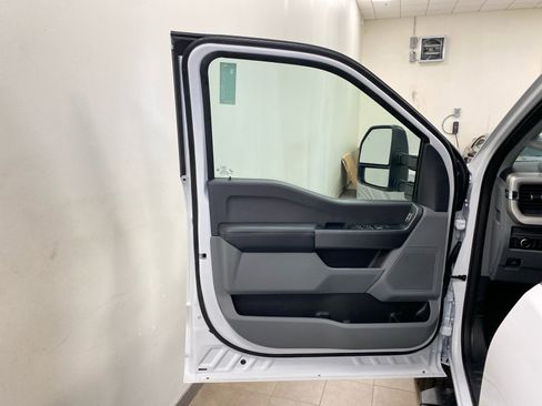 New 2026 Ford F250 XLT image 14