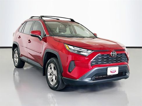 Used 2024 Toyota RAV4 XLE image 3