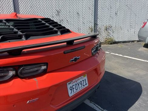 Used 2019 Chevrolet Camaro SS w/ Black Appearance Package image 4