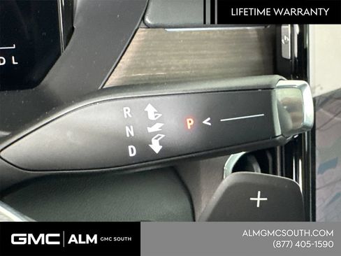 New 2026 GMC Acadia Denali w/ Super Cruise Package FWD image 36
