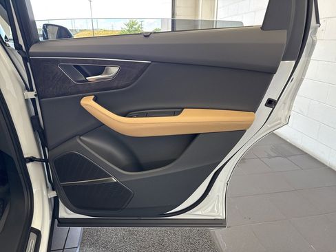 New 2025 Audi Q7 3.0T Premium Plus image 50