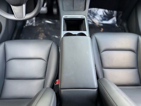 Used 2023 Tesla Model Y Long Range image 47