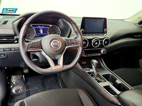 Used 2020 Nissan Sentra SR FWD image 12