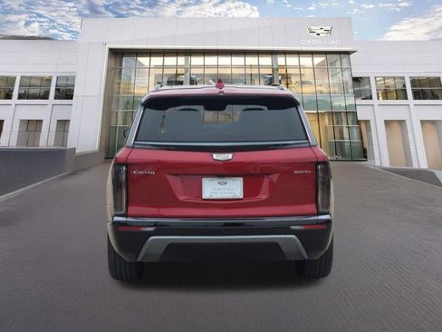 Certified 2026 Cadillac Vistiq Premium Luxury AWD/4WD image 7