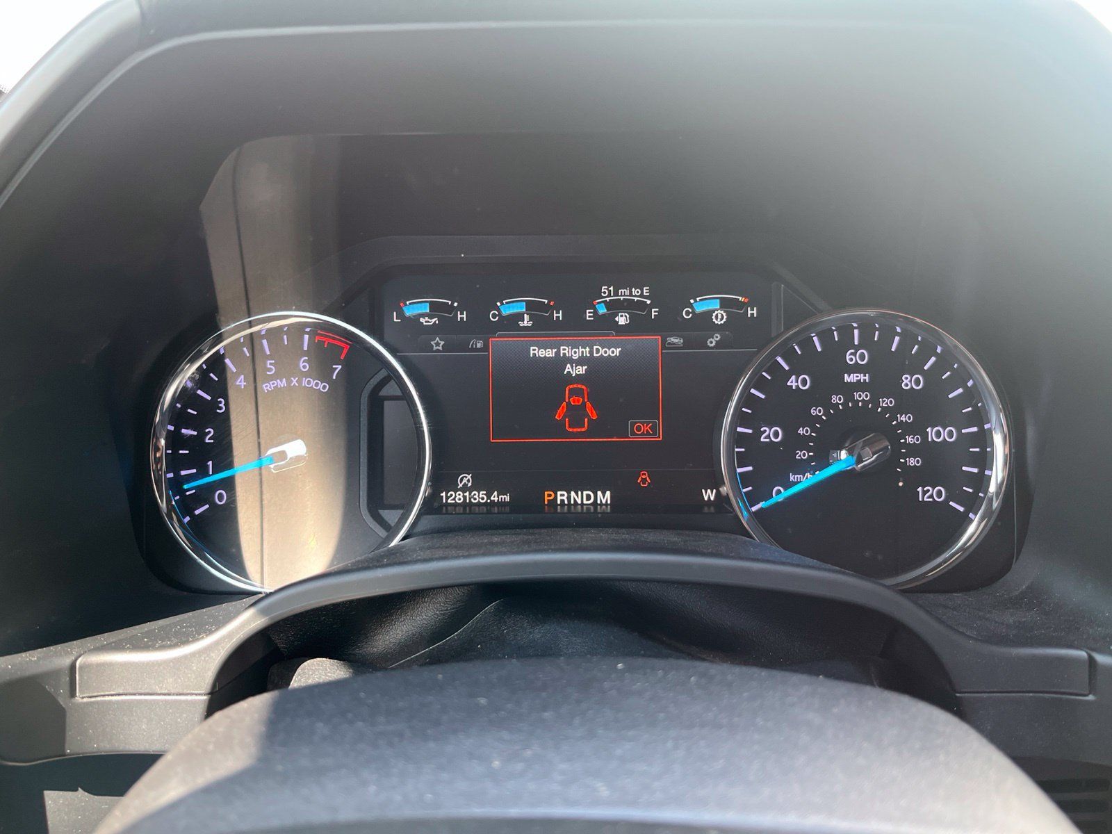 Used 2018 Ford Expedition XLT w/ Equipment Group 202A RWD image 22