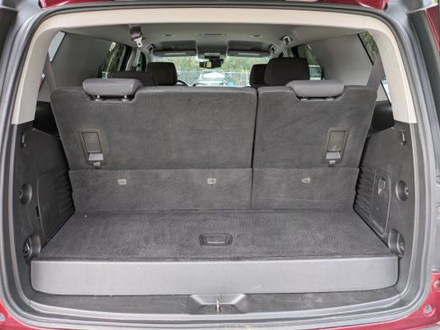 Used 2017 Chevrolet Tahoe LS w/ All-Season Package image 7