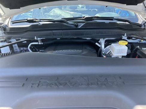 Used 2024 RAM 2500 Tradesman w/ Chrome Appearance Group image 13