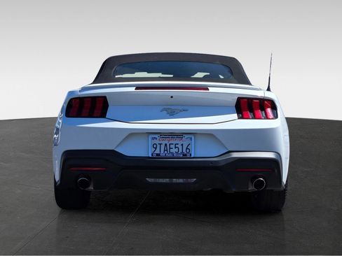 Used 2025 Ford Mustang Premium RWD image 6