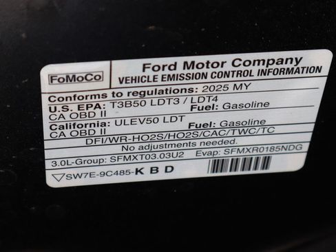 Used 2025 Ford Explorer ST w/ Sun And Sound Package AWD/4WD image 15