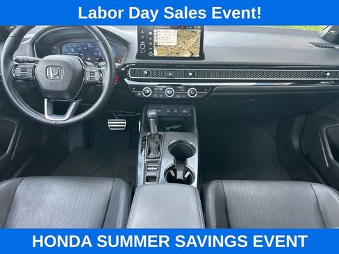 Used 2025 Honda Civic Sport image 14