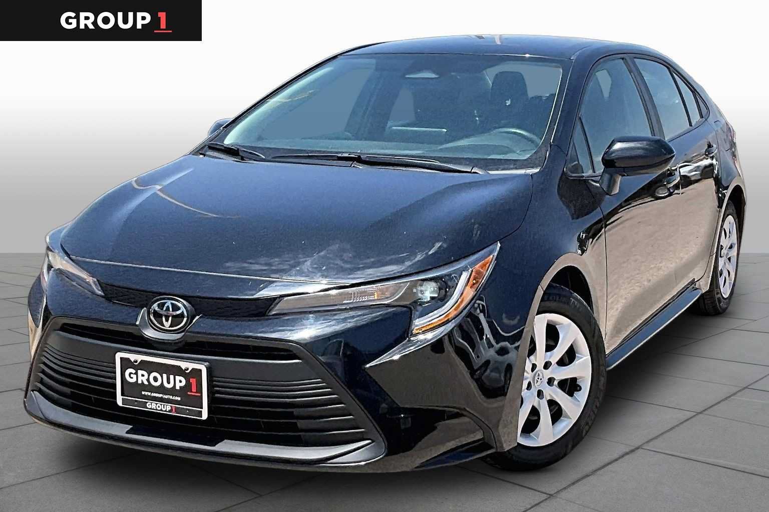 Used 2024 Toyota Corolla LE FWD image 1