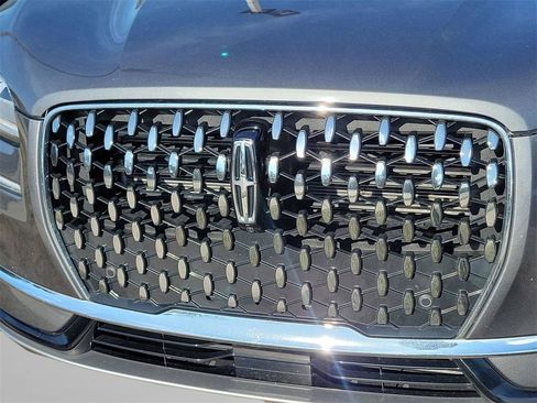 Used 2024 Lincoln Corsair Reserve w/ Equipment Group 202A image 9