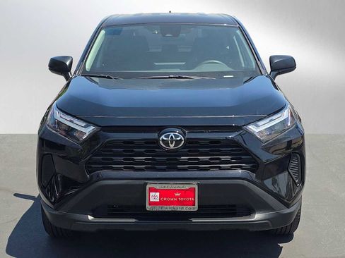 Used 2025 Toyota RAV4 LE FWD image 8