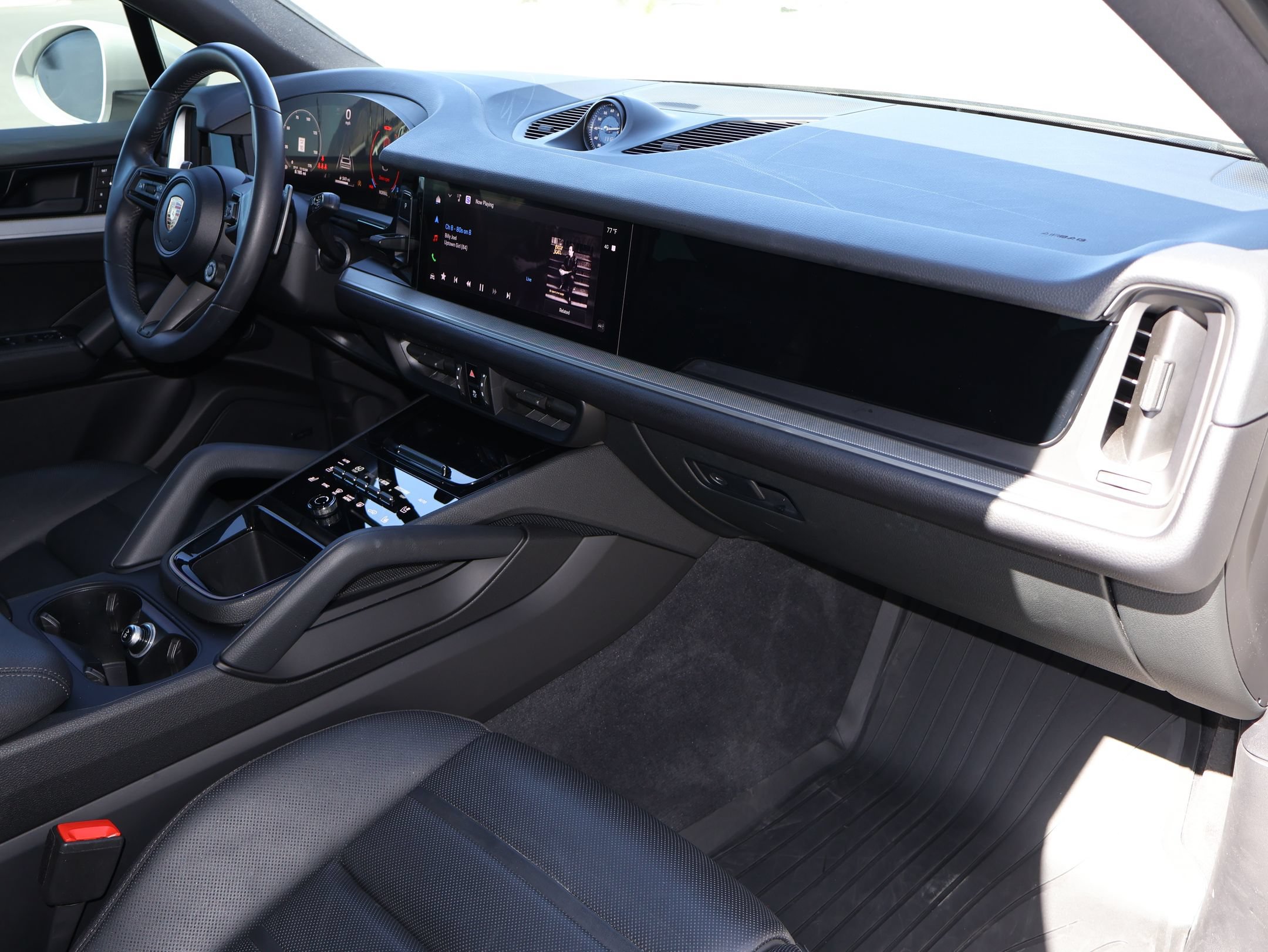 Certified 2026 Porsche Cayenne Coupe AWD/4WD image 34