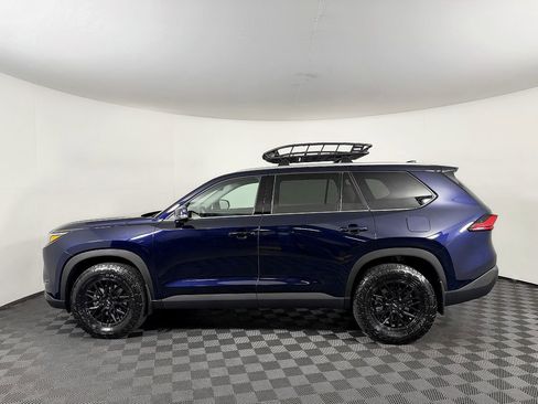 Used 2024 Toyota Grand Highlander AWD image 21