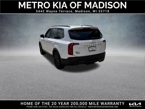 Used 2022 Kia Telluride EX w/ EX Premium Package AWD/4WD image 4