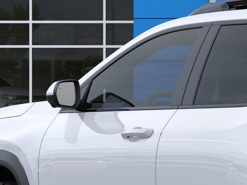 New 2027 Chevrolet Equinox ACTIV w/ Safety and Technology Package FWD image 13