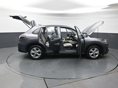Certified 2024 Honda HR-V LX image 48