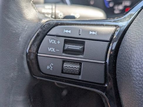 Certified 2025 Acura Integra FWD image 31