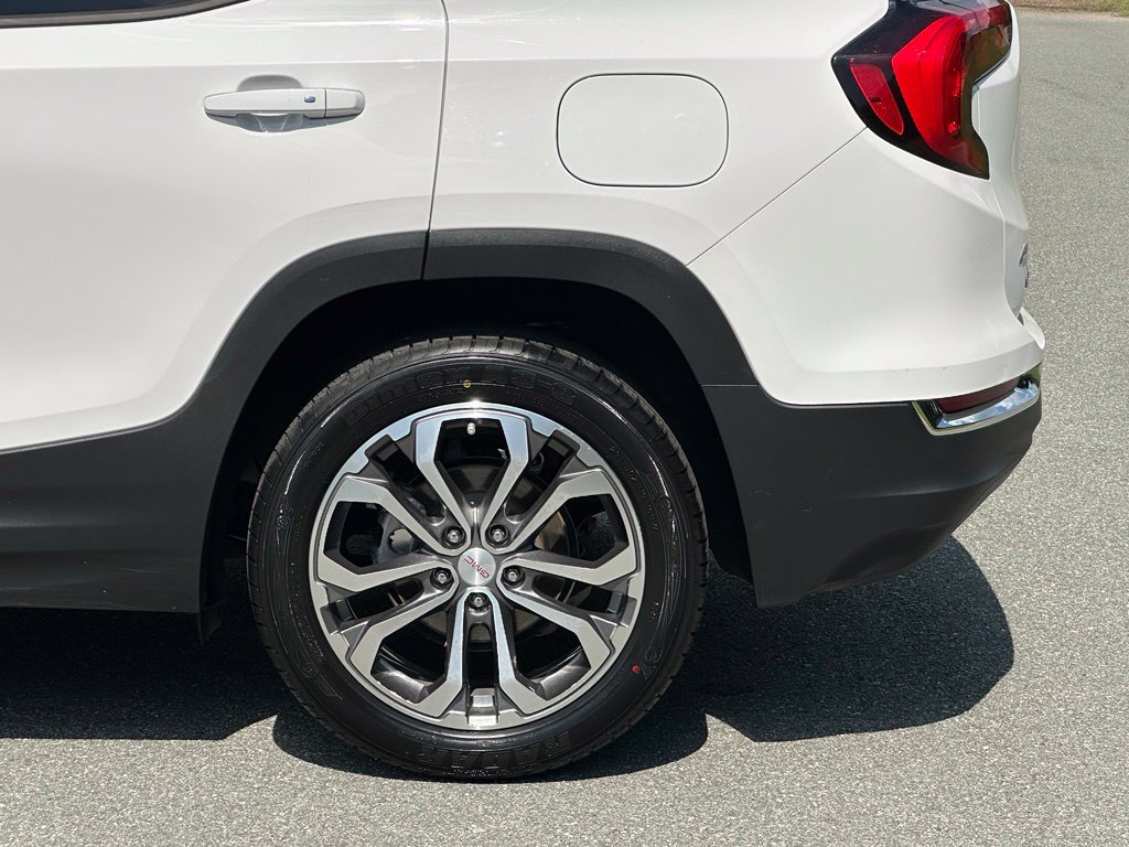 Used 2020 GMC Terrain SLT w/ Preferred Package FWD image 41