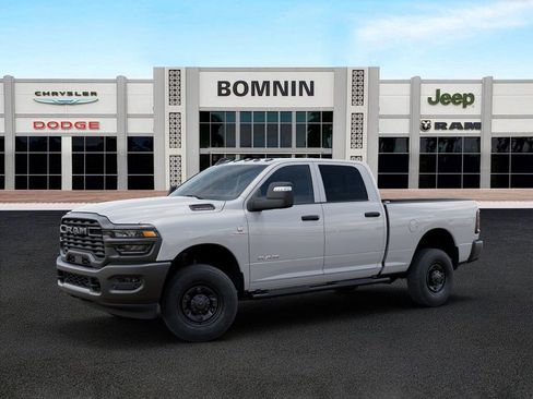 New 2026 RAM 2500 Warlock AWD/4WD image 2