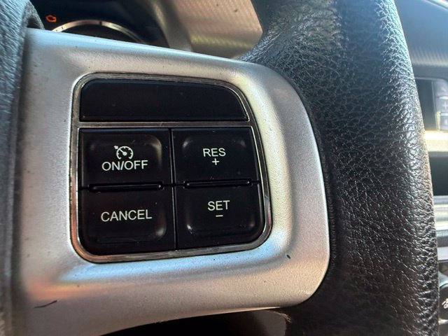 Used 2012 Dodge Charger SE RWD image 17