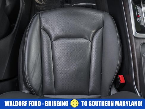 Used 2021 Audi Q8 Prestige w/ Prestige Package image 32