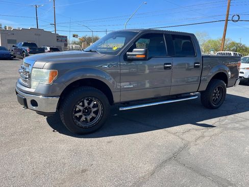 Used 2014 Ford F150 XLT w/ XLT Chrome Package image 10