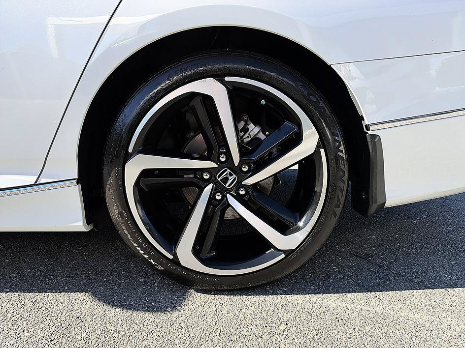 Used 2021 Honda Accord EX image 14