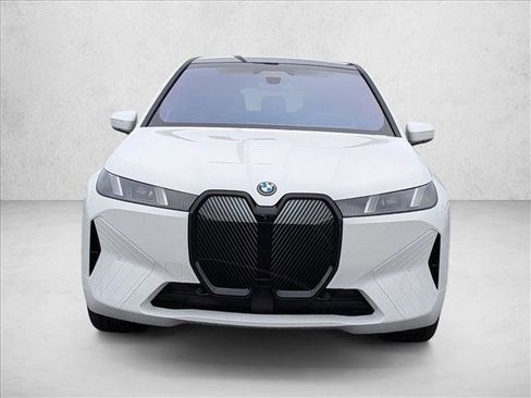New 2026 BMW iX xDrive60 image 6