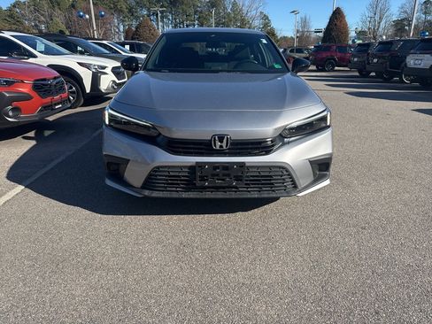 Used 2023 Honda Civic Sport image 6