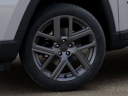 New 2026 Jeep Compass Latitude AWD/4WD image 8