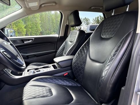 Used 2024 Ford Edge Titanium AWD/4WD image 11
