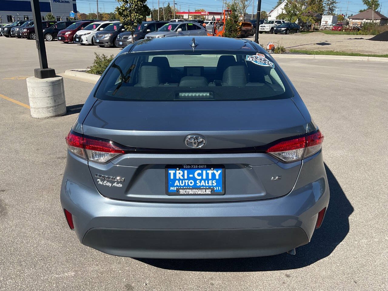 Used 2025 Toyota Corolla LE FWD image 6