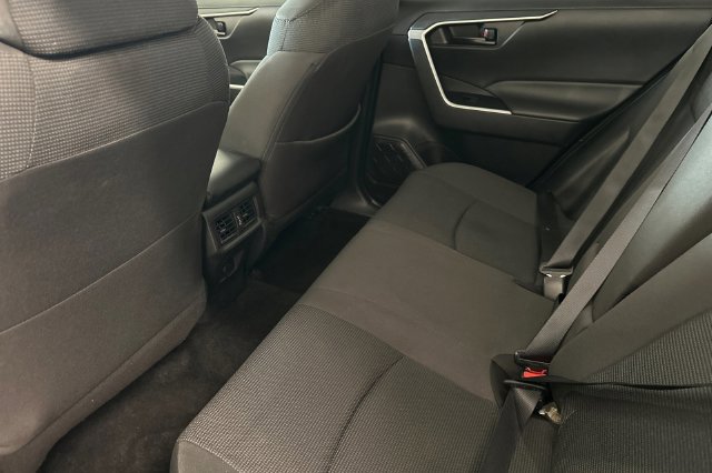 Certified 2025 Toyota RAV4 LE AWD/4WD image 16