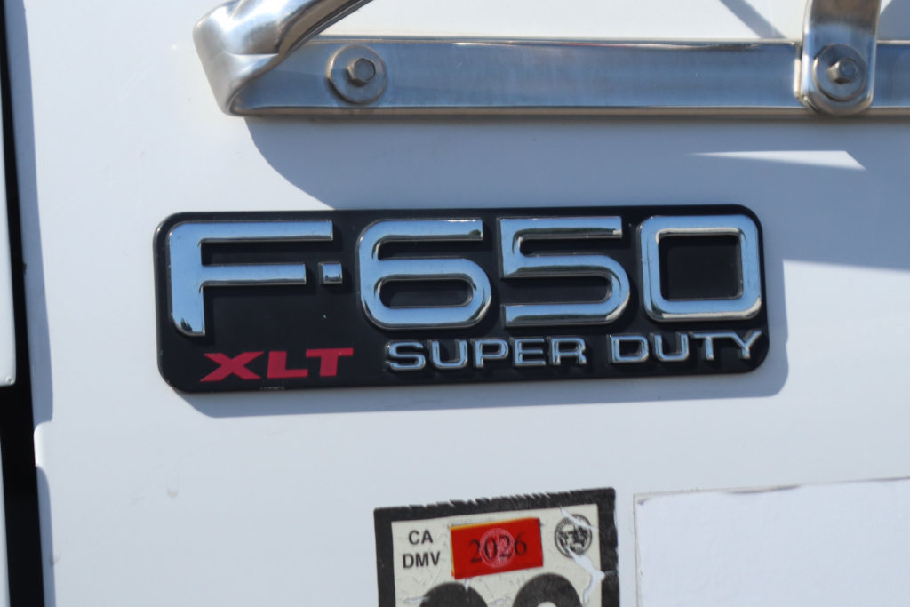 Used 2015 Ford F650 2WD Crew Cab Super Duty image 48