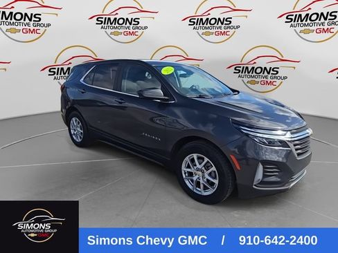 Used 2022 Chevrolet Equinox LT FWD image 2
